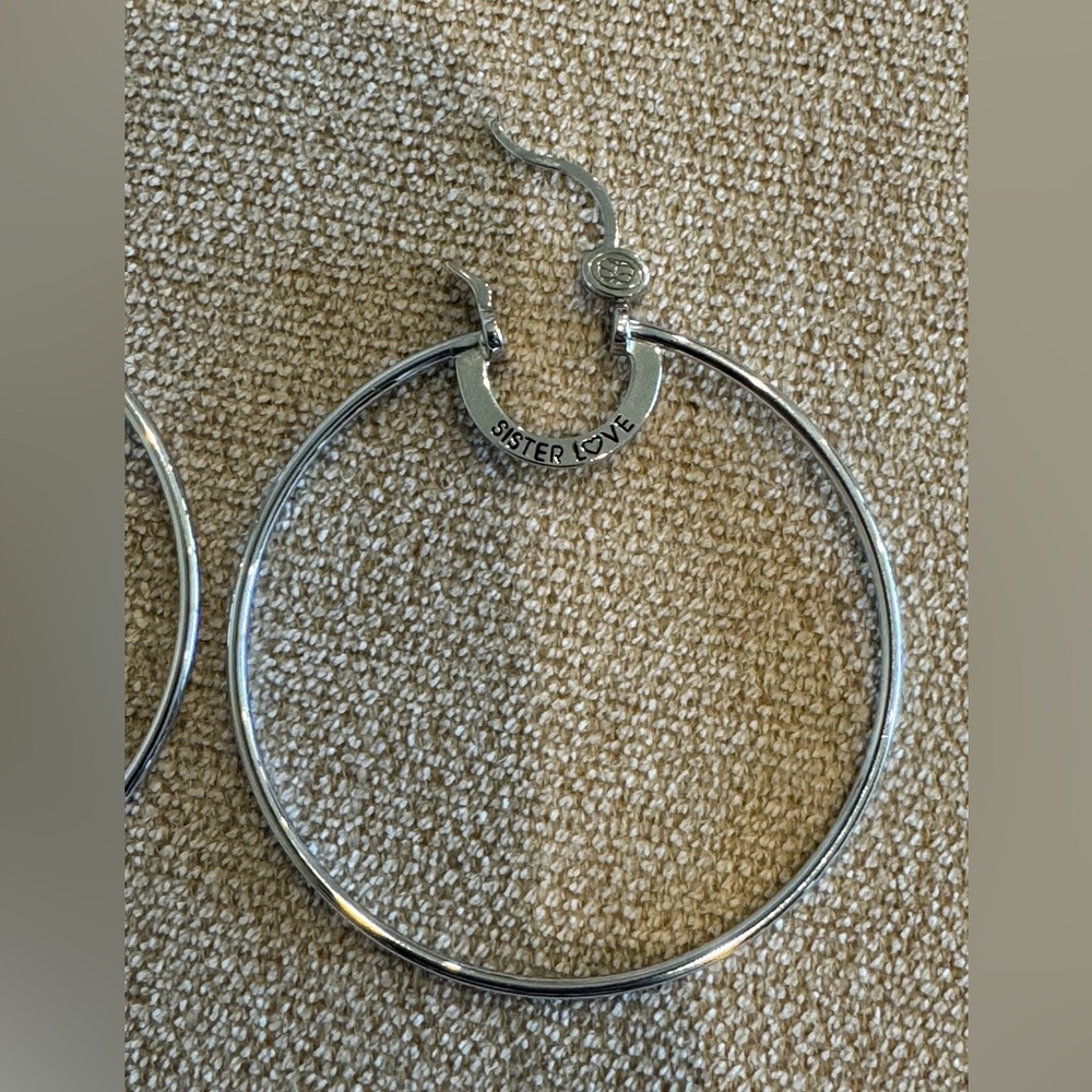 Simone I. Smith - Sister Love Princess Hoops Large Silver - Picture 4 of 9
